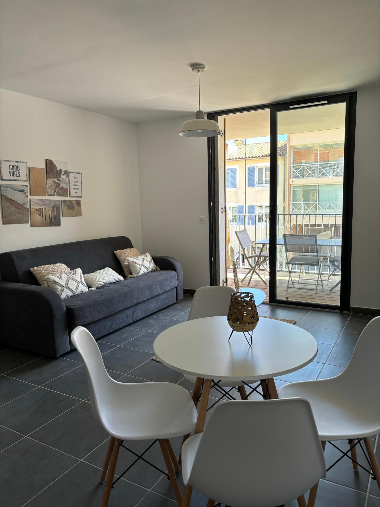 Appartement Bormes Bagian luar foto